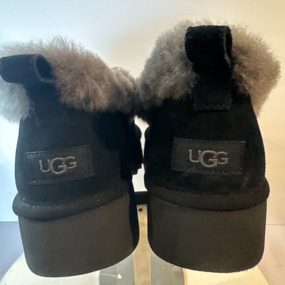 UGG Nita Genuine Shearling Slipper Women's size 11 NEW - Picture 6 of 6
